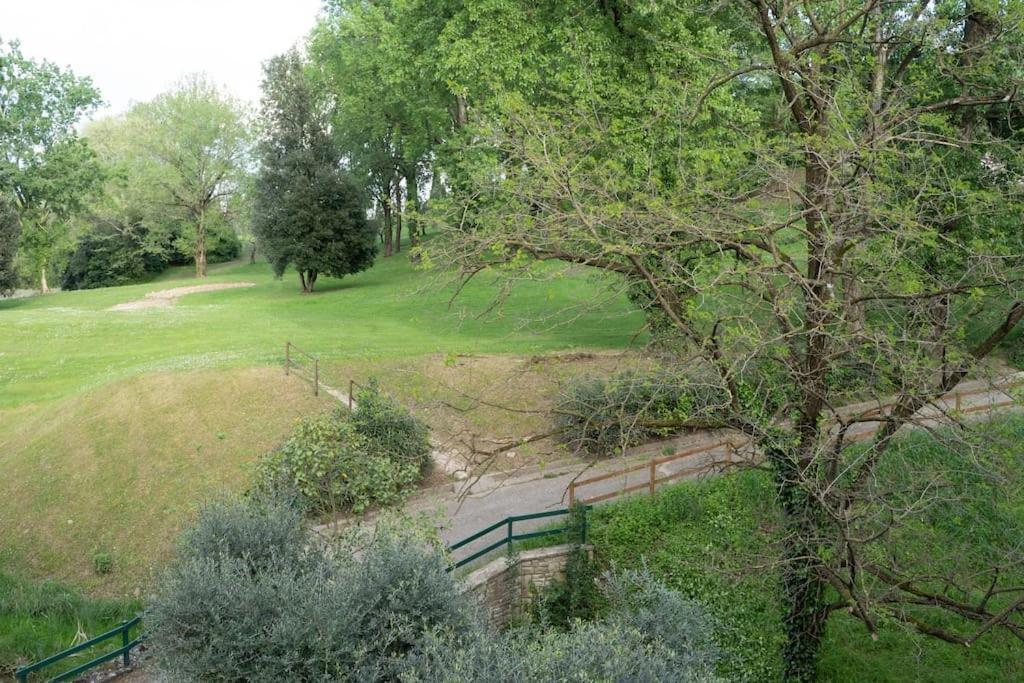 Al Mulino - Immerso Nel Golf Resort Польпенацце-дель-Гарда Экстерьер фото